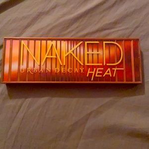 Unused Urban Decay HEAT Eyeshadow Palette